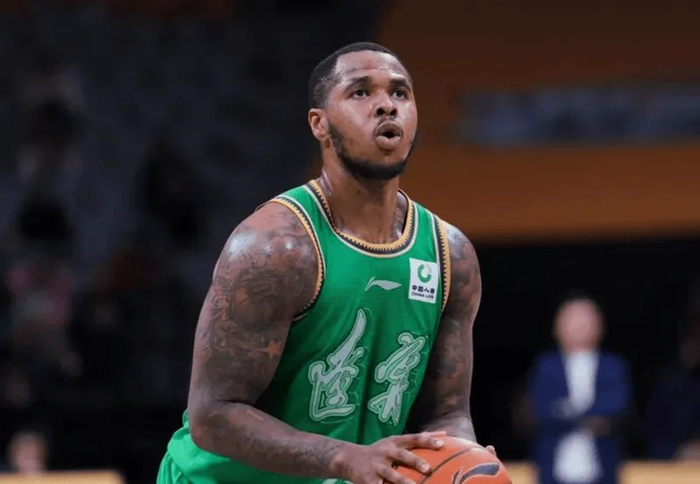 开云体育在线-辽宁两笔引援引失望！亨特三场连铁成水货，王岚嵚难堪大用！|辽宁男篮|新疆男篮|赵继伟|篮板|比赛_新浪体育_新浪新闻