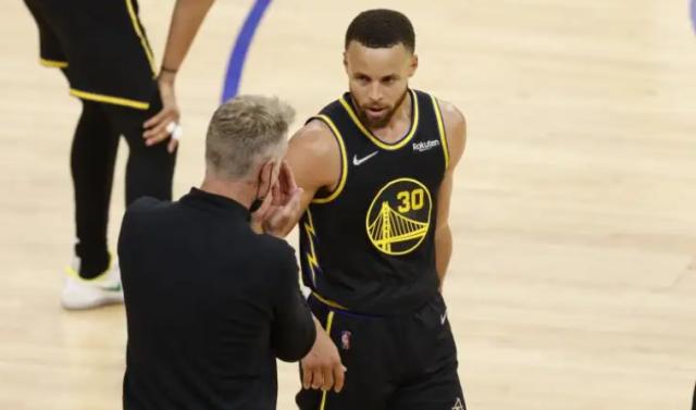 开云体育中国-库里伤势无碍将出战G4 勇士超级巨星面临两大挑战
