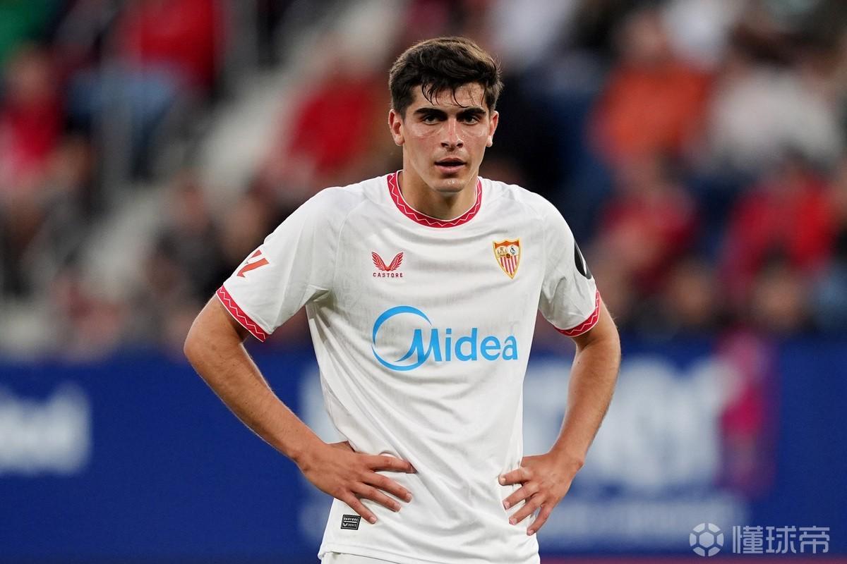 开云体育官网-意天空：那不勒斯再次关注胡安卢，准备与尤文展开争夺