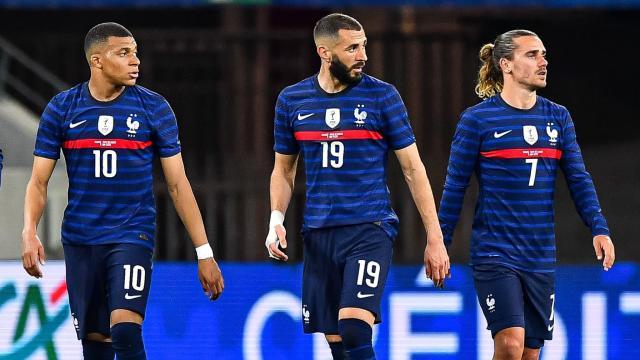 1623369004549099591.jpg Mbappe-Benzema-et-Griezmann-lors-de-France-Galles-1039685.jpg